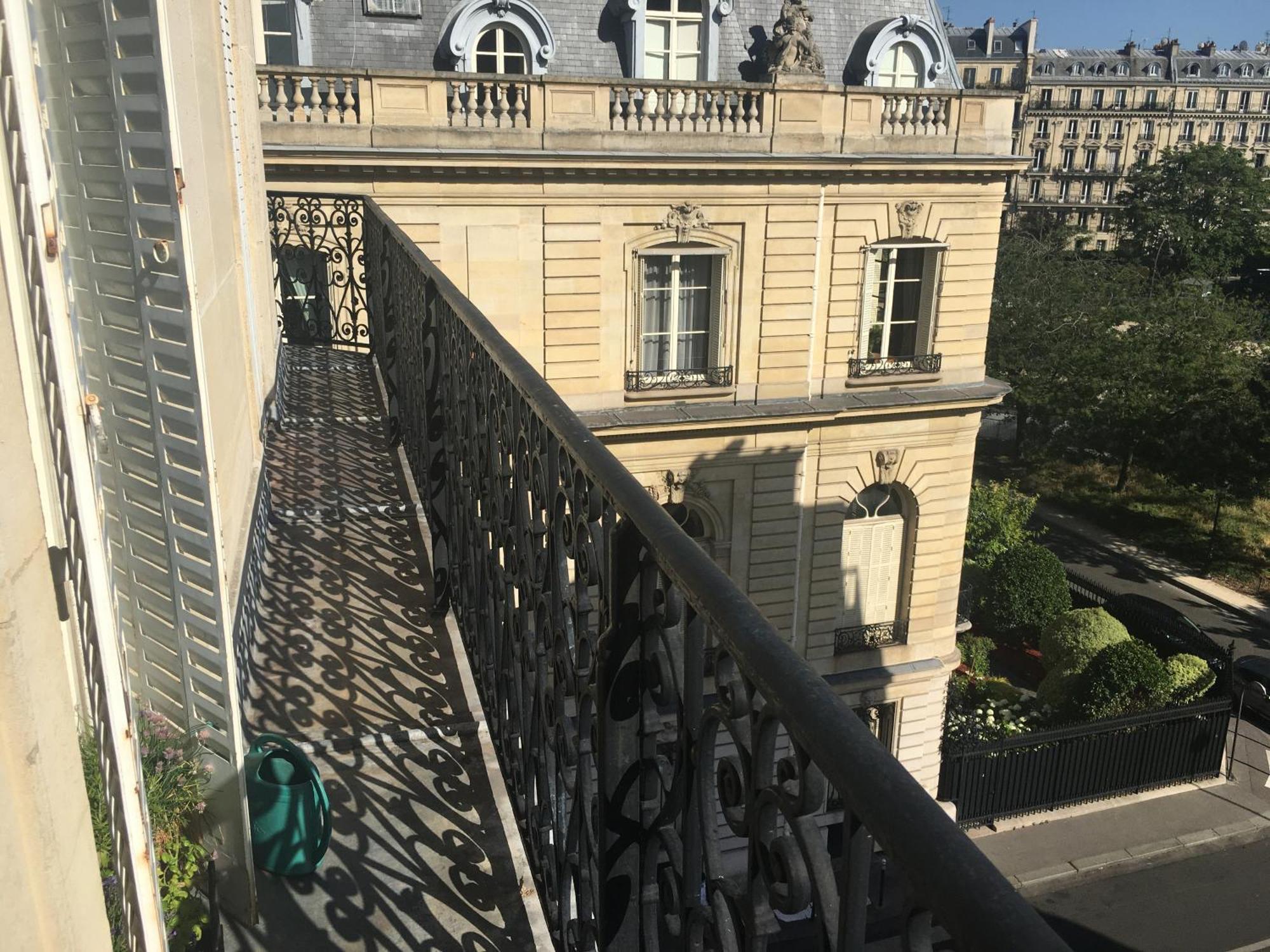 Vue Tour Eiffel Et 5 Minutes Des Champs-Elysees Appartement 2 Chambres Paris 16 Etoile Екстер'єр фото